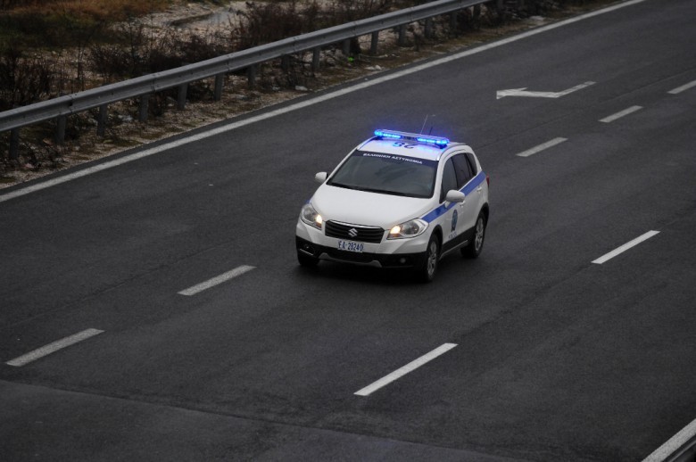 Θεσσαλονίκη: Σύλληψη 21χρονου για παράνομη μεταφορά αλλοδαπών