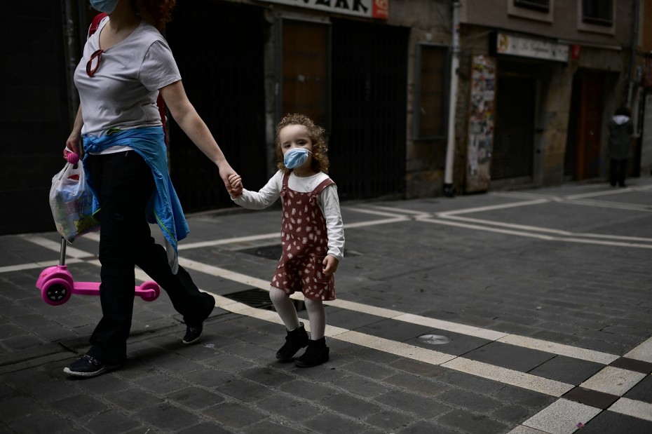 Κοντά στα 210.000 τα κρούσματα του κοροναϊού στην Ισπανία