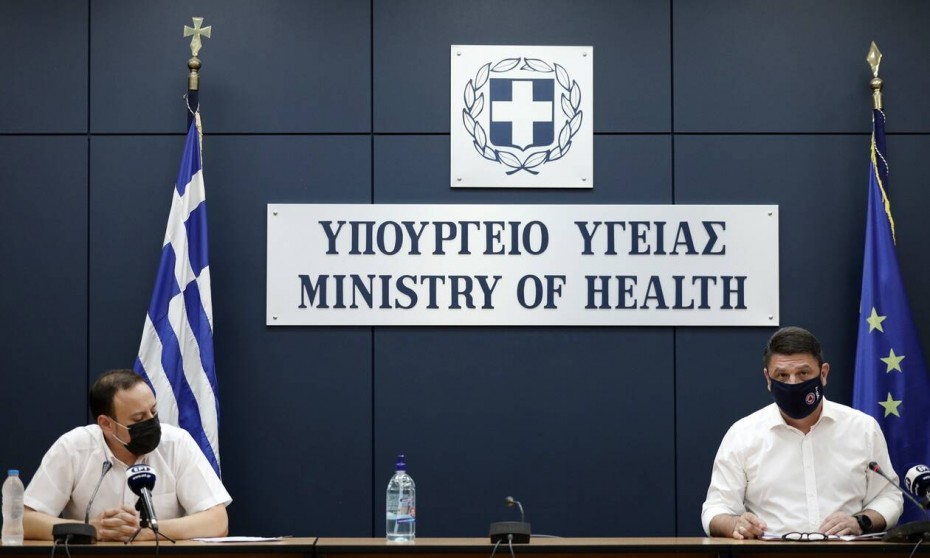 Σταθερή επιμονή του ΕΟΔΥ για τη χρήση μάσκας απέναντι στον κορονοϊό