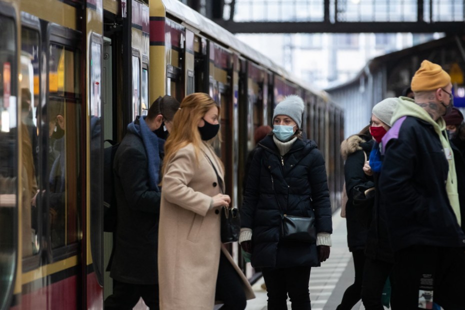 Πρώτη φορά πάνω από 1.000 ημερήσιοι νεκροί από τον κορονοϊό στη Γερμανία