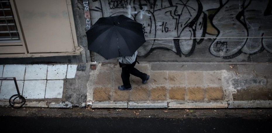 Εξακολουθούν ισχυρές βροχές και καταιγίδες για τον καιρό της Τετάρτης