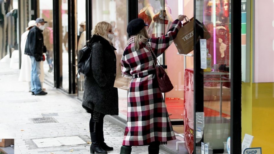 Κλειστό το λιανεμπόριο για ακόμη μία εβδομάδα