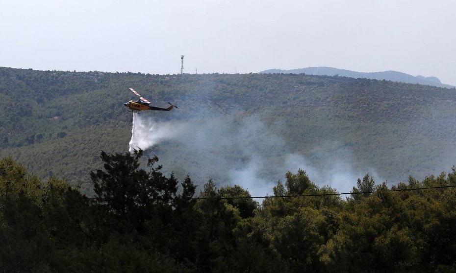 Οριοθετημένη η πυρκαγιά στα Βίλια