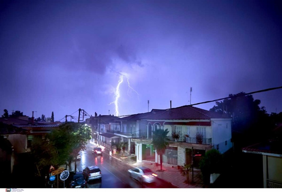 Προβλήματα στην Κασσάνδρα Χαλκιδικής από την καταιγίδα